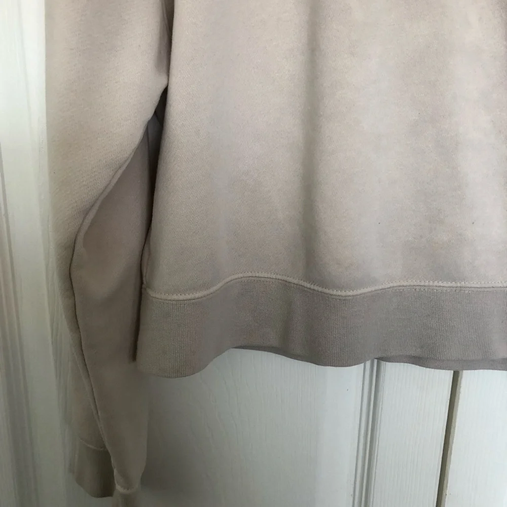 Tan and Metallic Nike Sportswear Clash Cropped Hoodie in Guava Ice Size L
